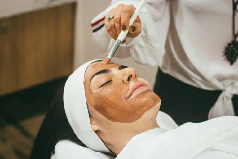 Understanding Facial Aesthetics: Improve Your Skin and Achieve a Youthful, Radiant Appearance